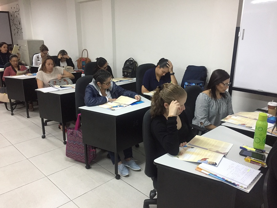  Capacitación a docentes